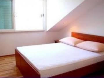 Apartments & Rooms Villa Lucija Polače Extérieur photo